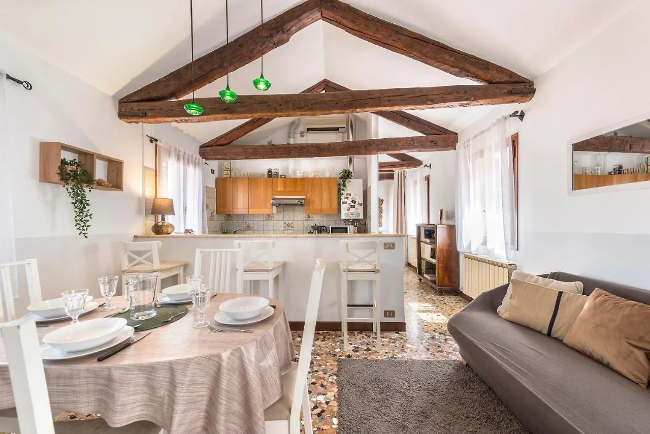 Apartment Colombina Like At Home 3 Bedrooms Fully Equipped Air Conditioned Venice Italy