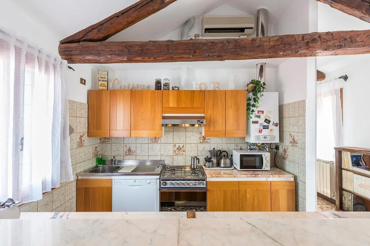 Colombina Like At Home 3 Bedrooms Fully Equipped Air Conditioned Venice